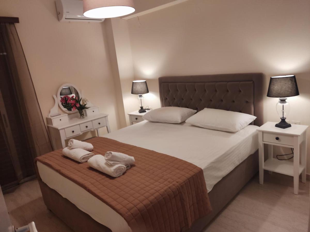 Apartment Center *